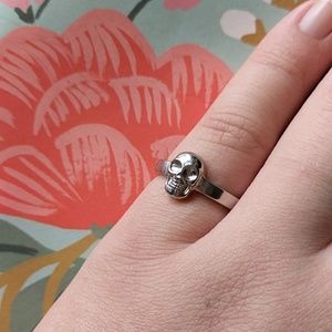 Size 7 silver skull ring dainty
